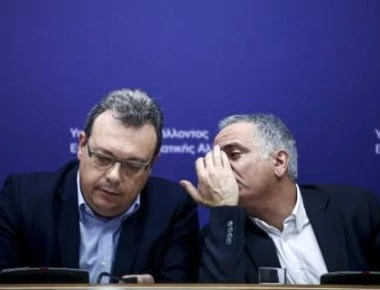 Ακόμη στο Μάτι ψάχνουν αγνοούμενους και η κυβέρνηση... μιλάει για αυθαίρετα